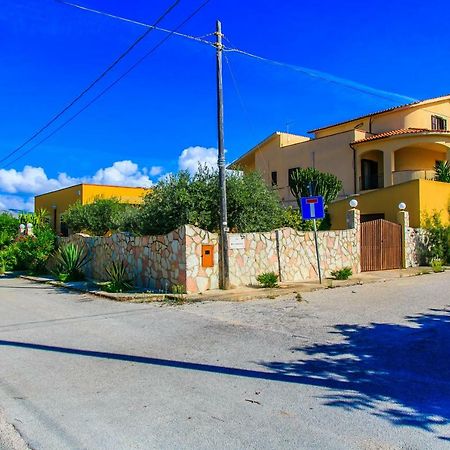 Апарт отель Casa Vacanze L'Orizzonte Вальдериче Экстерьер фото